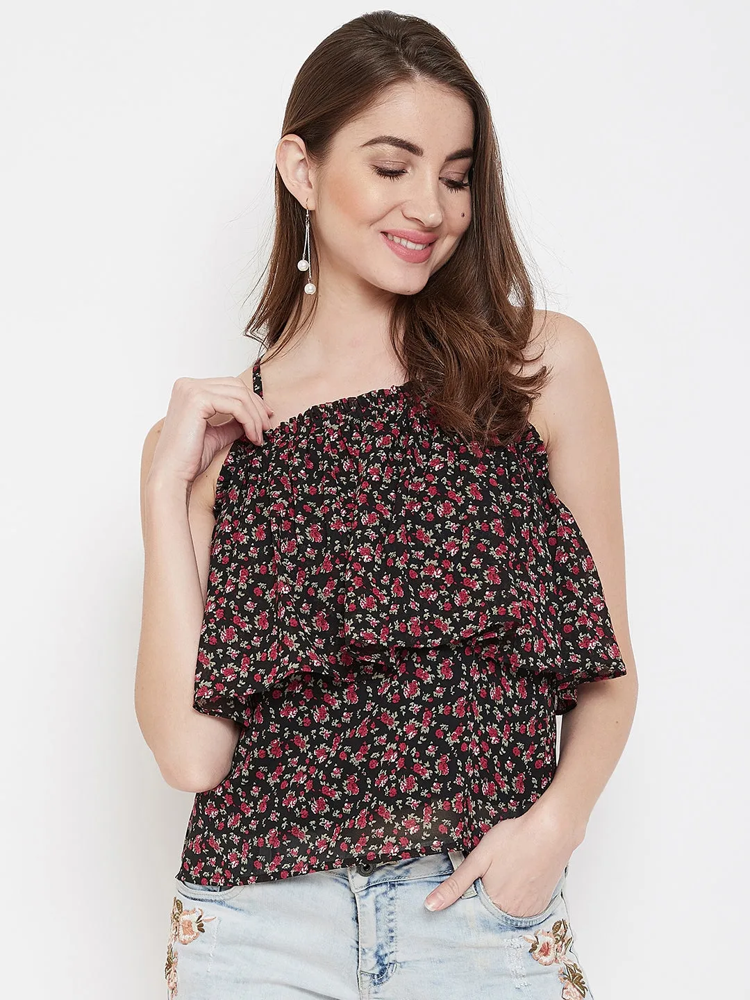 Berrylush Women Black Floral Printed Sleeveless Tiered Top