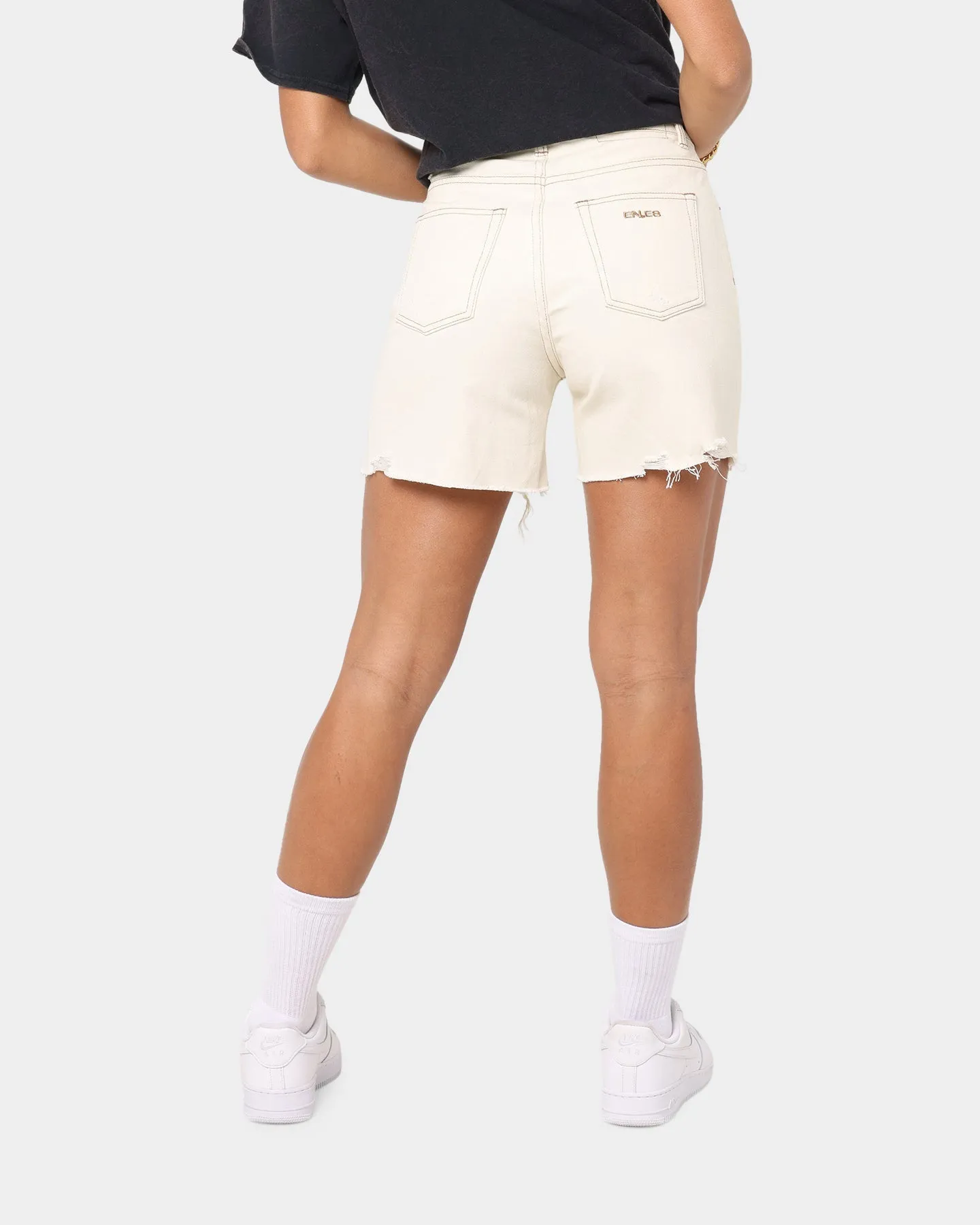 EN ES Women's Boyfriend Denim Short Off White