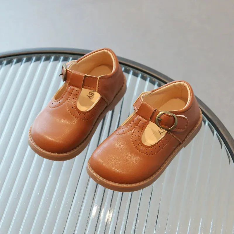 hildren Leather Shoes Retro 2024 Spring and Autumn Hollow Boys and Girls Hollow Solid Color Loafers Fashion Kids