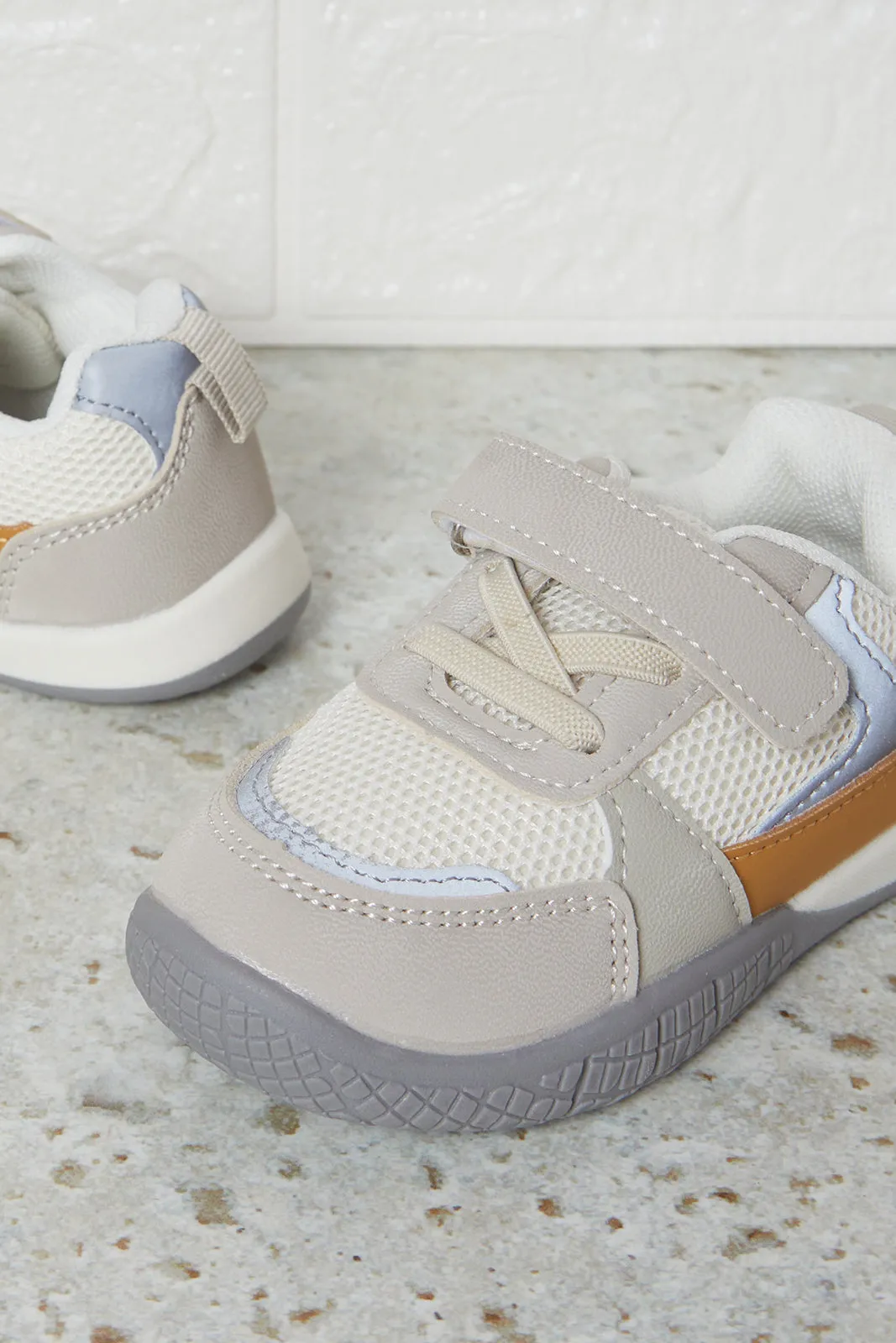 Infant Boys Grey Color Block Sneakers