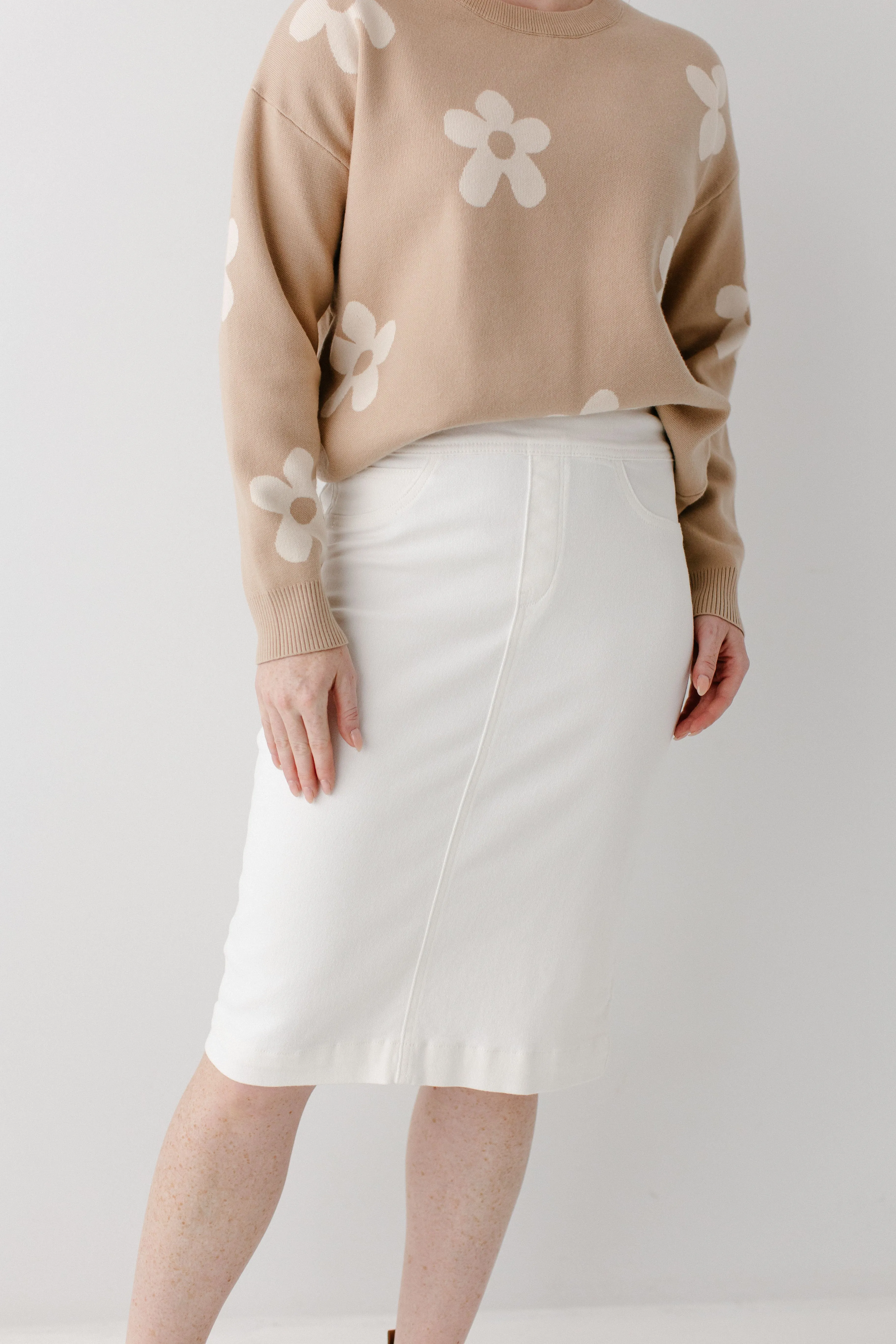 'Sara' Stretch Denim Skirt in Ivory