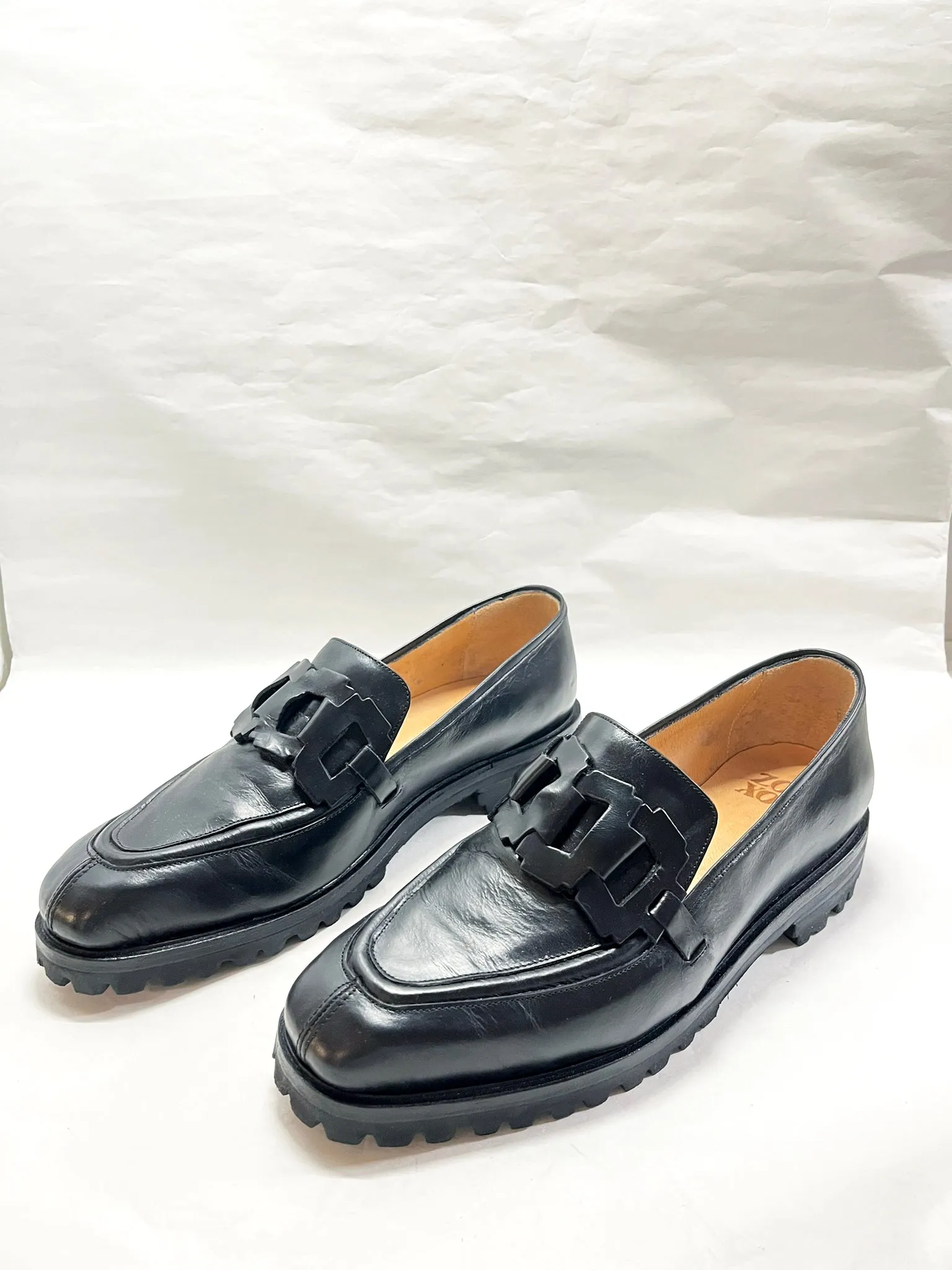 Trini Loafer in Black Size 42